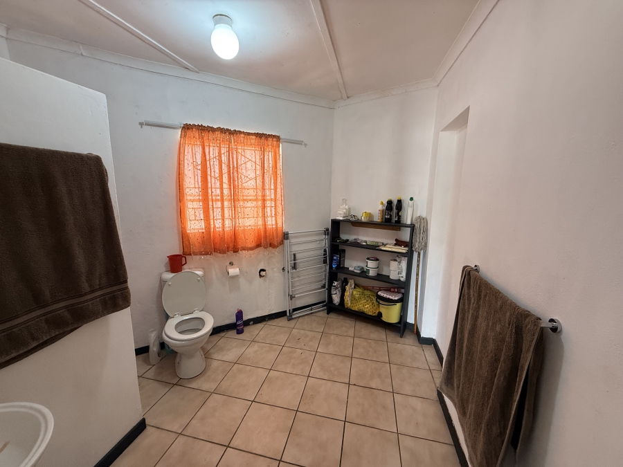 To Let 1 Bedroom Property for Rent in Parkers Dam Western Cape